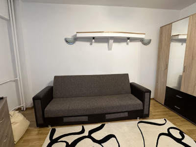 Garsoniera, 30 mp, aer conditionat, zona Dristor 
