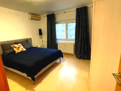 Apartament de 2 camere, 60 mp, decomandat, balcon, metrou, zona Mall Vitan