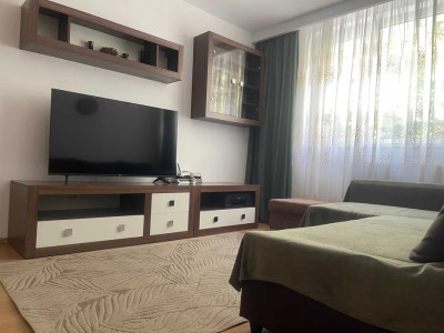 Apartament de 3 camere, decomandat, 60 mp, zona Drumul Taberei 