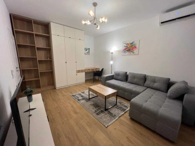 Apartament de 2 camere, decomandat, 55 mp, centrala, Plaza Residence Faza 5
