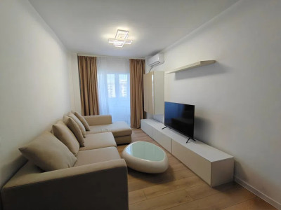 Apartament de 3 camere, decomandat, 80 mp, centrala, zona Crangasi 
