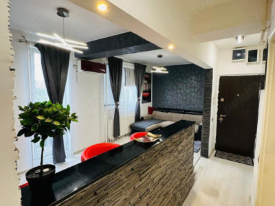 Apartament de 2 camere, decomandat, terasa, centrala, parcare, zona Berceni
