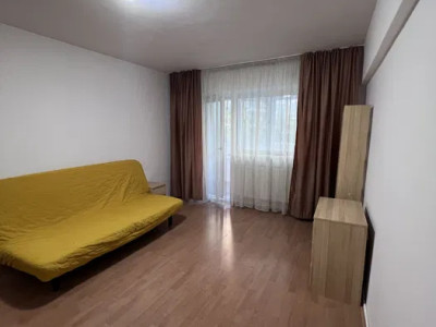 Apartament de 2 camere, centrala proprie, balcon, metrou, zona Lujerului