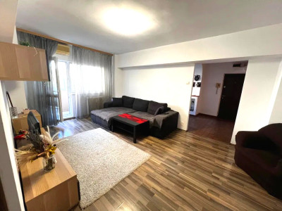 Apartament de 2 camere, balcon, metrou, parc, zona Brancoveanu