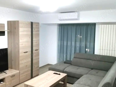 Apartament de 2 camere, decomandat, centrala, balcon, metrou, zona Unirii