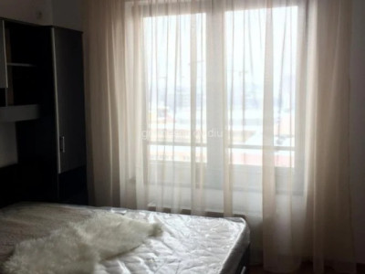 Apartament de 2 camere, centrala proprie, balcon, parcare, zona Onix-Orhideea