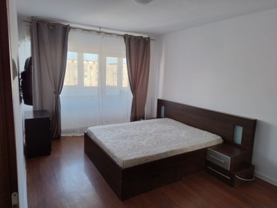 Garsoniera renovata, prima chirie, balcon, metrou, zona Crangasi