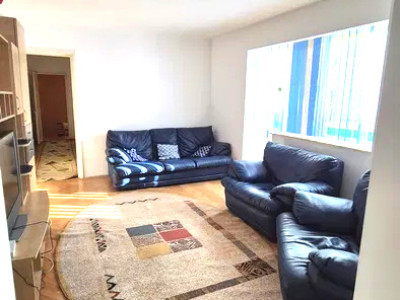 Apartament de 3 camere, modern, 70 mp, balcon, zona Piata Sudului