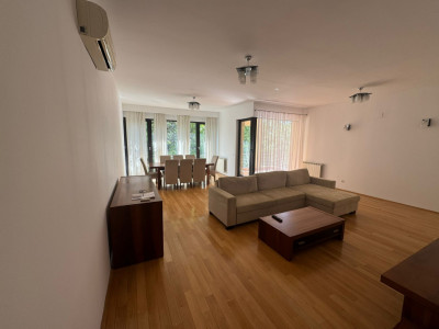 Apartament modern de 4 camere, 170 mp, balcon, metrou, zona Primaverii