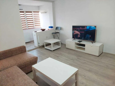 Garsonieră 35 mp, semidecomandată, cu parcare – Drumul Taberei