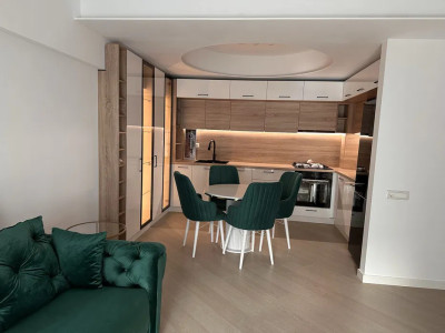 3 camere decomandat, 80 mp, centrală, 2 parcări – Cortina Nord
