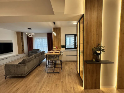 3 camere decomandat, 85 mp, centrală și parcare – Crystal North