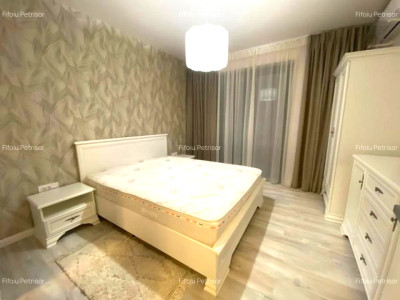 Apartament de 3 camere, lux ,balcon, metrou, complexul Core Timpuri Noi
