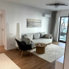 Apartament lux de 2 camere, terasa, centrala, parcare, complex Prima Vista thumb 2