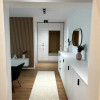 Apartament lux de 2 camere, terasa, centrala, parcare, complex Prima Vista thumb 4