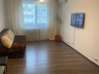 Apartament de 3 camere, 2 bai, loc de parcare, aproape de metrou, Dristor