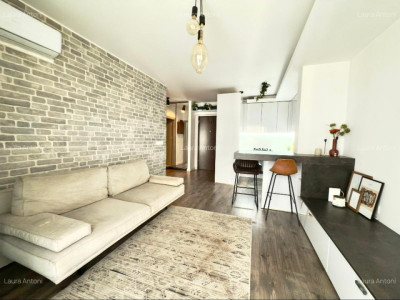 Apartament de 2 camere, balcon, centrala, parcare, metrou, Belvedere Residence