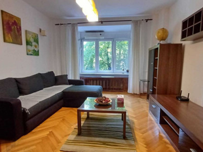 Apartament de 2 camere in centrul orașului, 60 mp, zona Unirii