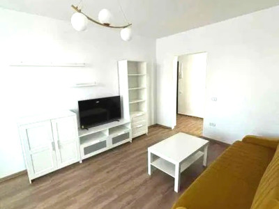 Apartament de 3 camere, modern, centrala, 2 balcoane, zona Eroii Revolutiei