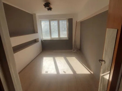 Apartament de 2 camere, nemobilat, 60 mp, aproape de parcul IOR