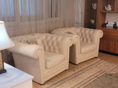 Apartament de 2 camere, lux, balcon, parc, zona Parcul Carol