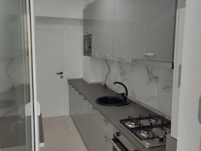 Garsoniera moderna, 33 mp, balcon, centrala proprie, bloc nou, zona Gorjului