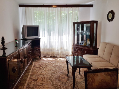 Apartament de 3 camere renovat, 75 mp, balcon, Valea Ialomitei - C-tin Brancusi