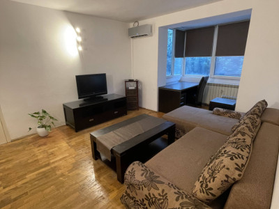 Apartament 3 camere mobilat, aproape de metrou Stefan cel Mare