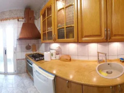 Apartament de 2 camere, balcon, metrou, zona  Crângași