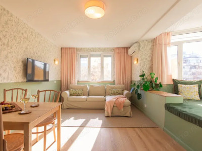 Apartament de 3 camere superb, dressing, centrala, metrou, zona Cismigiu