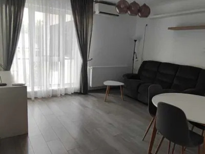 Descoperă confortul! Apartament de 3 camere cu terasă și parcare zona Trapezului