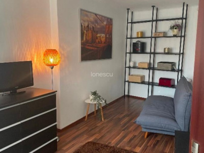 Apartament de 3 camere, centrala, parcare zona  Unirii