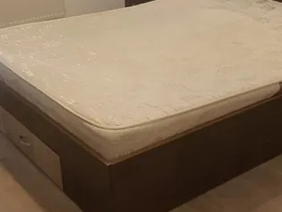 Apartament de 2 camere, decomadate, 50 mp, parcare, centrala, zona Pacii