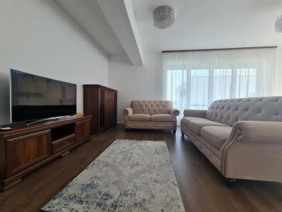 Laguna Residence: Spațiu generos, 3 camere și vedere superbă la piscină!