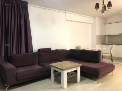 Descoperă confortul! Apartament de 2 camere decomandat cu parcare și balcon