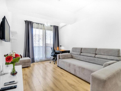 Garsonieră modernă cu balcon și metrou la 5 minute – New City Residence