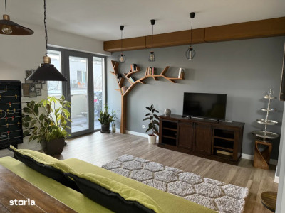 Apartament de 3 camere, decomandat, 90 mp, centrala, 2 parcari, Gara de Nord