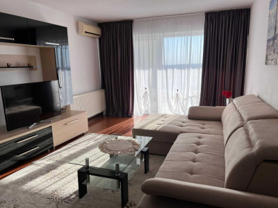 Apartament de 2 camere, decomandat, 70 mp, parcare, zona Pajura 
