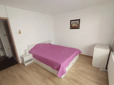 Loc liniștit, aproape de Decebal – 2 camere pregătite să devină „acasă”
