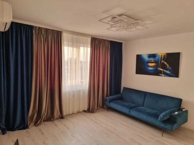 Apartament de 2 camere, modern, decomandat, metrou, zona Unirii