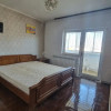 Apartament de 2 camere, decomandat, centrala, balcon, metrou, zona Unirii thumb 3