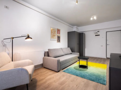 Apartament de 2 camere, balcon, complexul Central Address Residence