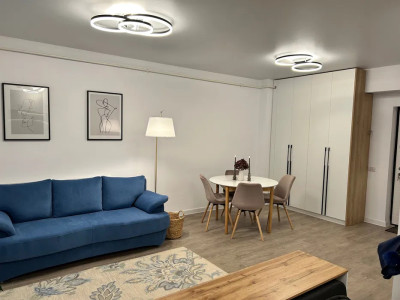 Garsonieră spațioasă, modernă, parcare inclusă – Central Address Residence