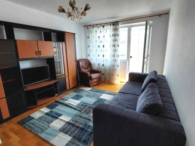 Apartament de 3 camere, decomandat, balcon, metrou la 8 min – zona Tineretului!