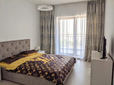 Apartament de 2 camere, decomadat, 80 mp, parcare, Drumul Taberei 