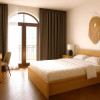 Apartament de 2 camere, modern, decomandat, metrou, zona Piața Romana thumb 2