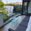 Rafinament pe malul lacului – apartament de lux cu vedere spectaculoasă thumb 13
