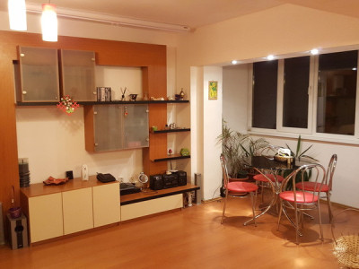 Confort și Spațiu – 3 Camere, 75 mp, Bloc Izolat, AC | Drumul Taberei
