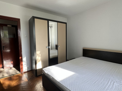 Apartament de 2 camere, loc de parcare, 5 minute de metrou, zona Titan