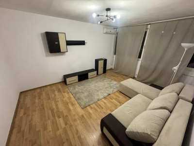 Apartament de 2 camere, PET FRIENDLY, decomandat, balcon, zona Unirii